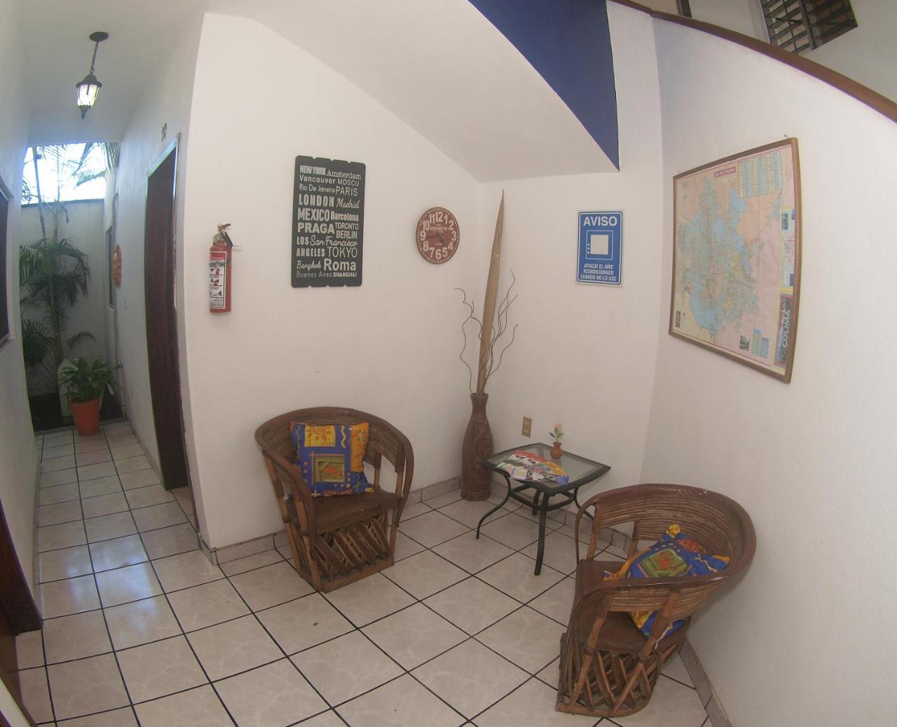 Hotel Hospedajes Del Rey Colima Zewnętrze zdjęcie
