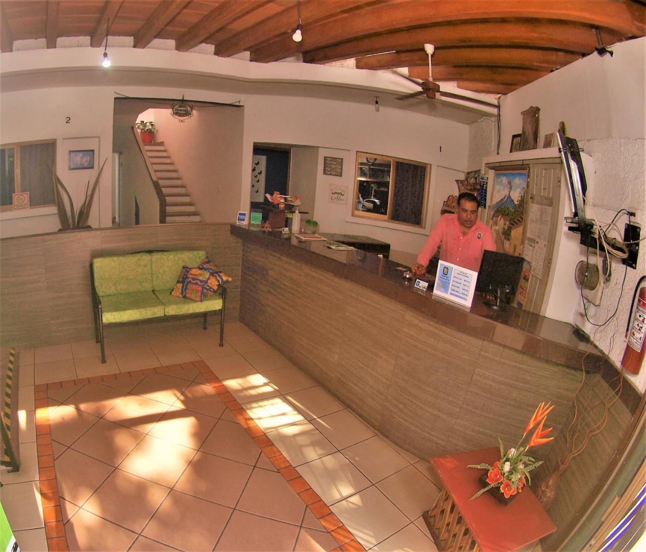 Hotel Hospedajes Del Rey Colima Zewnętrze zdjęcie